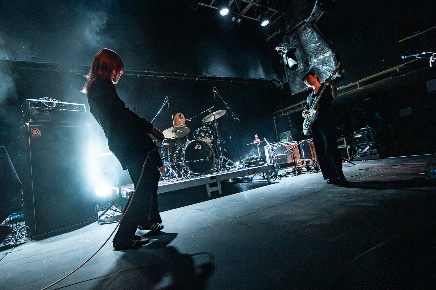 Hitsujibungaku performing live at O2 Academy Islington in London, photographed by Charles Shepherd.